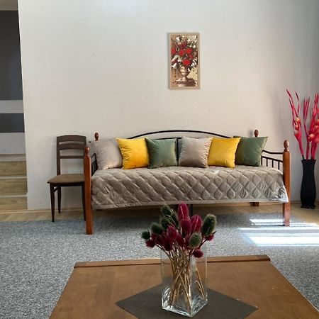 Beridze Apartment Tbilisi Esterno foto