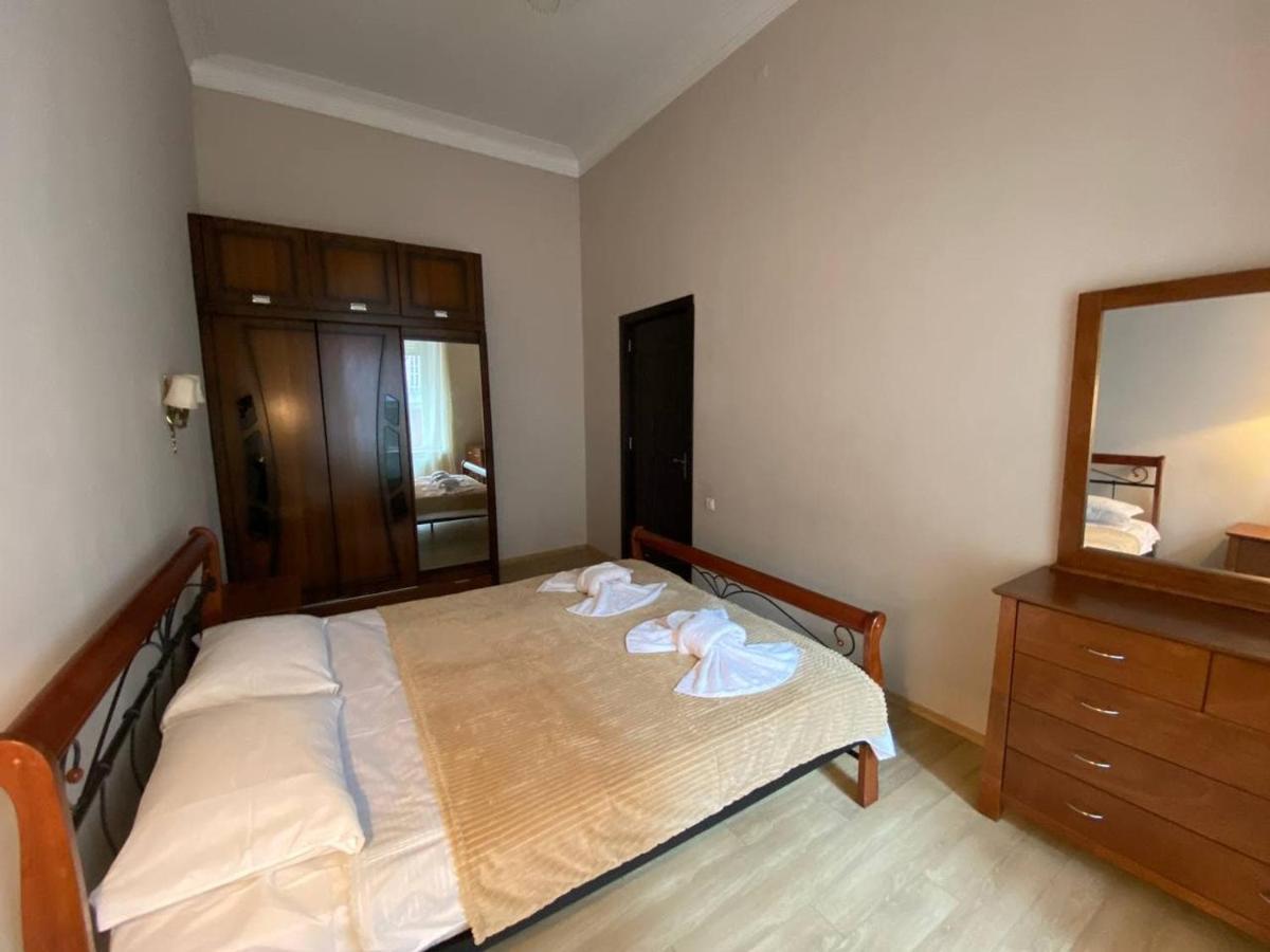 Beridze Apartment Tbilisi Esterno foto